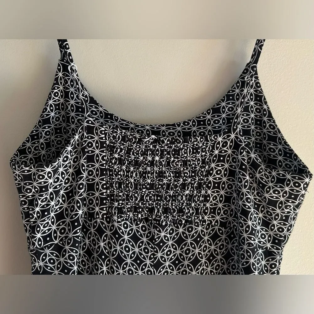 Madison Dress Black and White Geometric Patterned Size Small Sundress